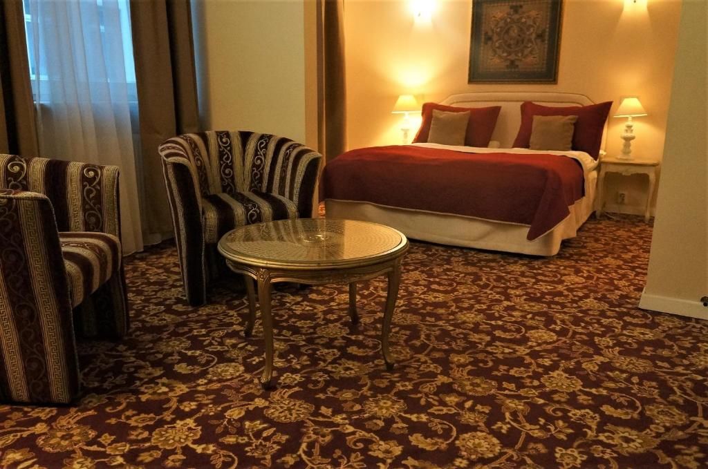 Отель Hotel Radharanė Каунас